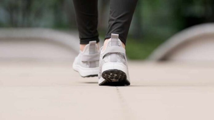 Feet,Of,A,Walking,Woman