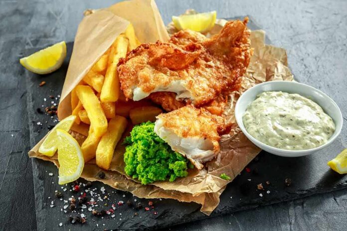 Fish and chips with mushy peas and tartar sauce